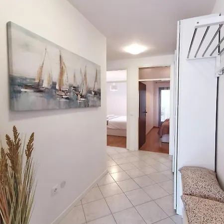 Апартаменты Asterias *